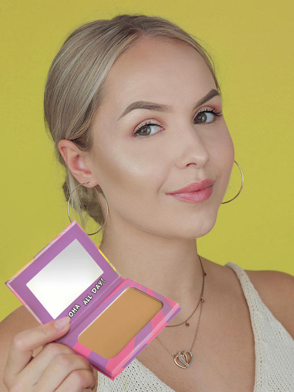 treat me SWEET POWDER BLUSH & PRETTY MERMAID RAINBOW HIGHLIGHTER & BEACH PLEASE! BRONZING & CONTOURING POWDER SET