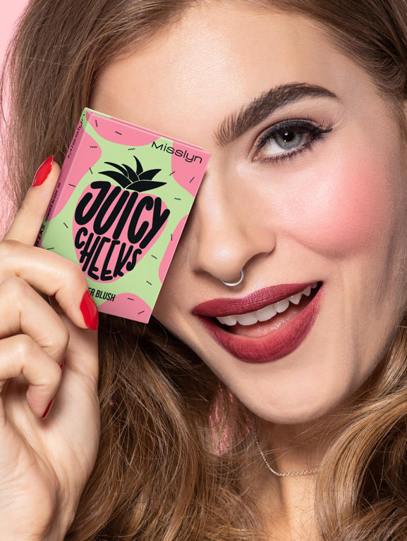 FRUITY BEAUTY STROBING POWDER & TROPICAL TAN BRONZING AND CONTOURING POWDER & POWDER BLUSH SET