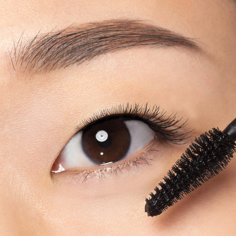 Lolita Lashes Mascara Effetto Push-up 01
